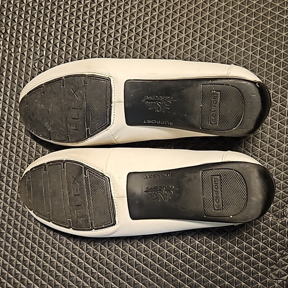 Life Stride, Support Velocity with Memory Foam Loafers - Picture 5 of 6